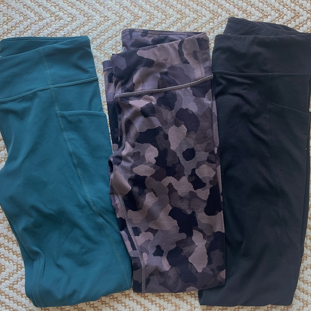 Athleta girls size 16 leggings “stash your treasures”